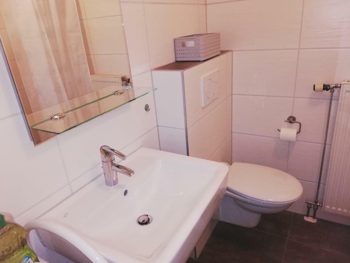 Gaestehaus Becker Wachenheim an der Weinstraße エクステリア 写真